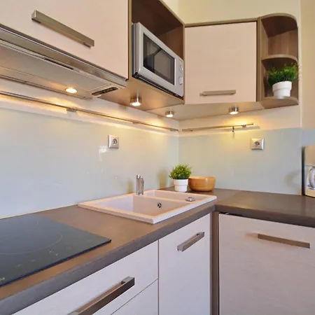 Promenada - Plaza 100m Apartamento *