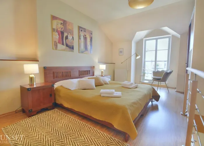 Promenada - Plaza 100m Apartman *